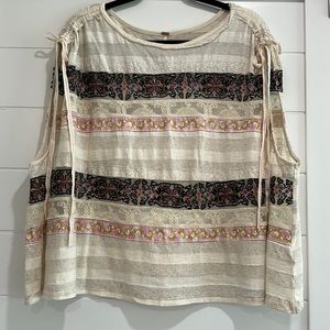 NWT Free People Boho Tunic With Lace Insets/Embroidery, Ivory Comb, Size Small.